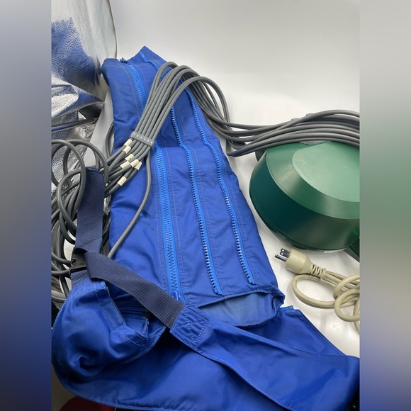 Lympha Press Lymphatic Massage Pump Mini 201M w/ One 6' Hose - Tested & Working. - Picture 11 of 13